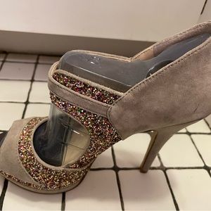 Enzo rhinestone heels, never worn size 6.5
